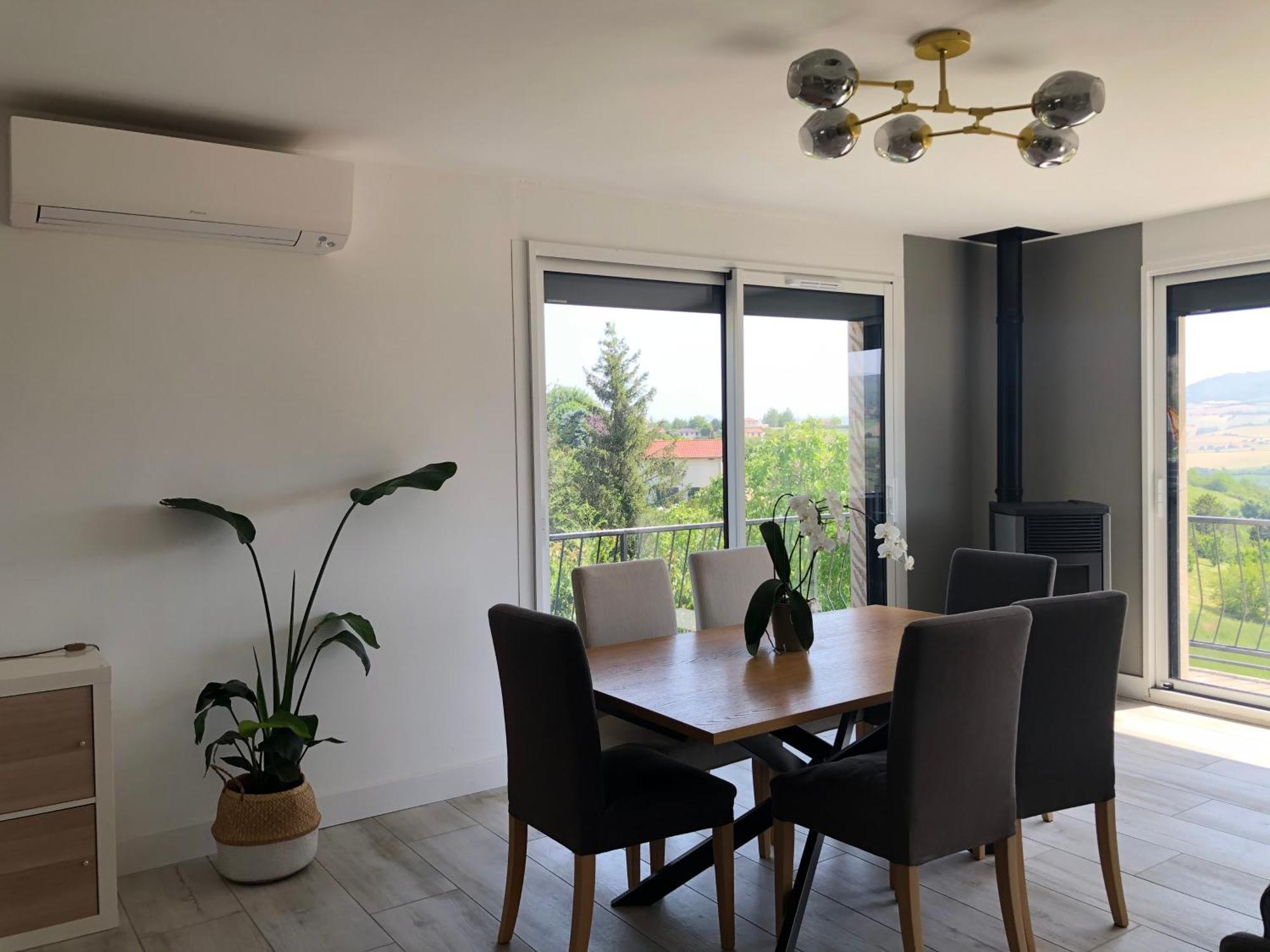 Appartement 100 M2 Vue Sancy Et Puy De Dome Veyre-Monton Dış mekan fotoğraf